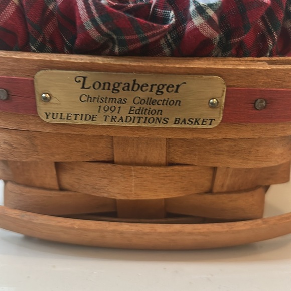 Longaberger 1991 Christmas Collection Yuletide Tradition Basket& red plaid liner - Picture 2 of 9